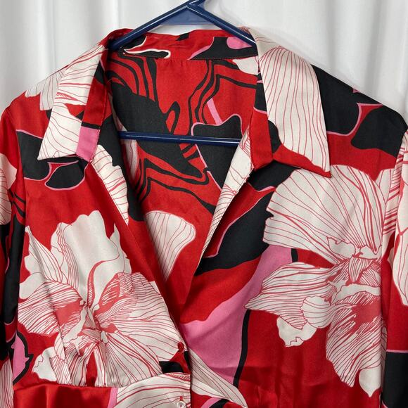 Red floral blouse women's size large pink red and cream satin work wear - Picture 2 of 14